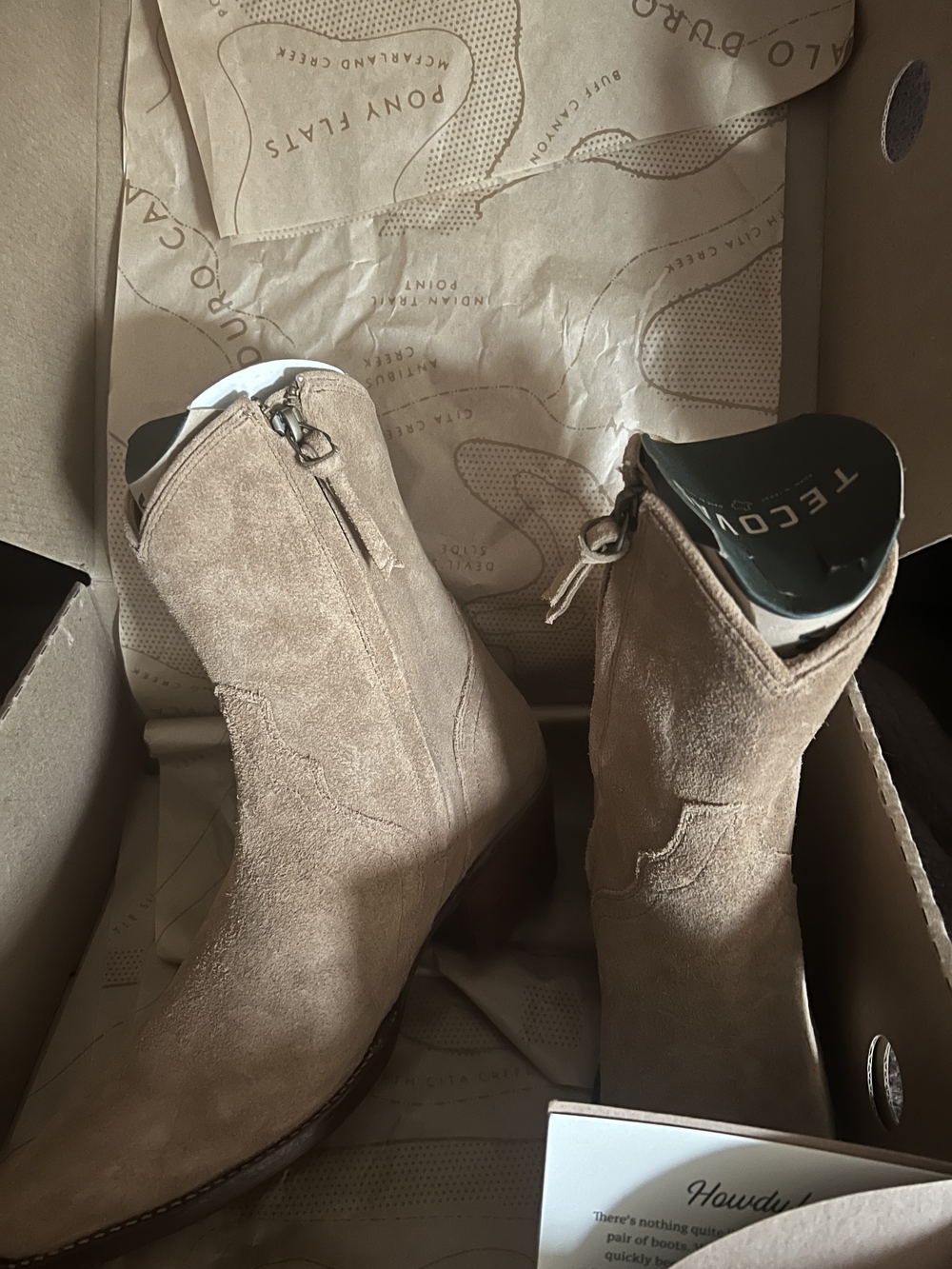 Tecovas Women’s Suede Ankle Boots in Taupe - Picture 4 of 6